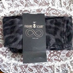 Figure 8 Scarf Wear Multiple Ways Wild Cat Print